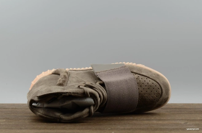 Boost adidas Brown BY2456 750 Light Yeezy 1123